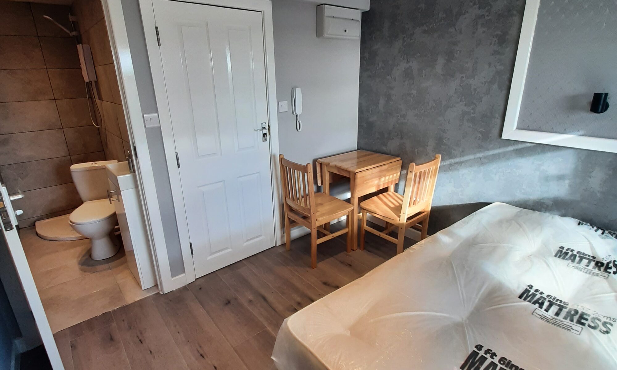 Double Studio in Hanwell W7